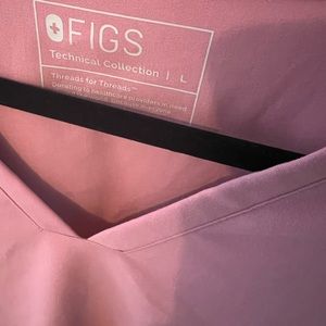 Size large chalk pink with large joggers